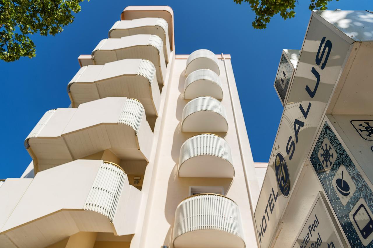 Salus Smart & Chic Hotel リド・ディ・イエゾロ エクステリア 写真